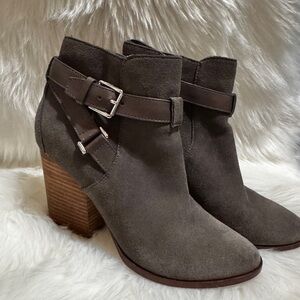 Cole Haan Grand.OS Suede Taupe Ankle Boots Size 8B Block Heel Buckle Size 8 Y2K